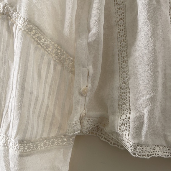 Billabong Sheer Romantic Lace Blouse - medium - Picture 6 of 8